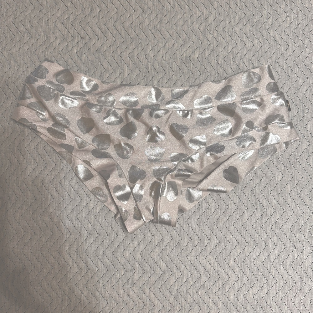 Cleo: low waist ruche butt pole bottoms size Medium